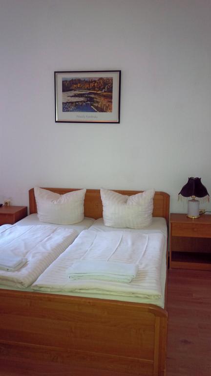 Maerkischer Hof Hotel — Photos 1